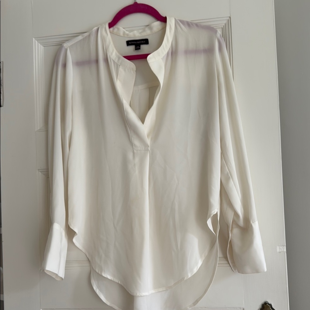 Banana Republic Cream Asymmetrical 3/4 Sleeve Blouse